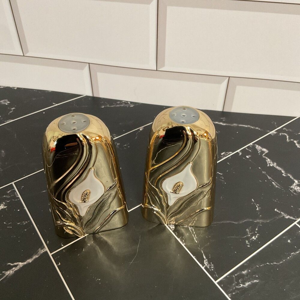 Salt And Pepper Shaker Vintage Set Calla Lily Japan Metal Tarnish Resistant Gold
